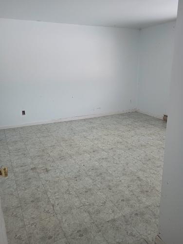 Chambre à coucher principale - 611 Ch. St-Edmond, Saint-Barthélemy, QC - Indoor Photo Showing Other Room