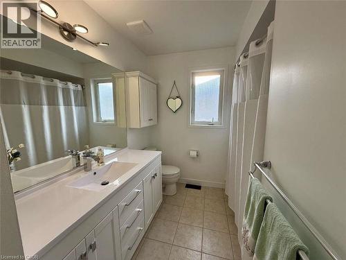 156 Lynnette Drive, Hamilton, ON - Indoor Photo Showing Bathroom