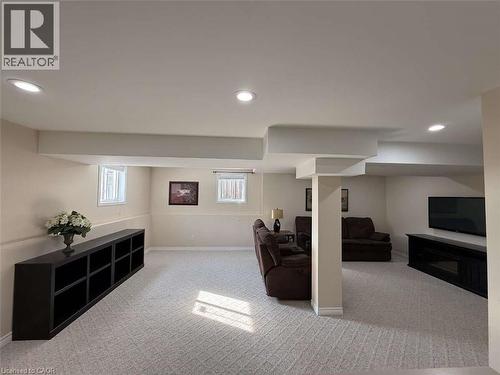 156 Lynnette Drive, Hamilton, ON - Indoor