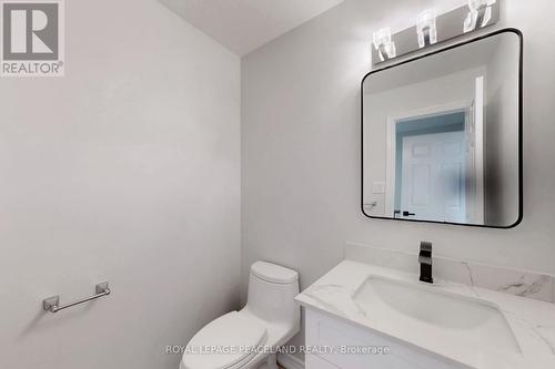 186 Marsi Road, Richmond Hill, ON - Indoor Photo Showing Bathroom