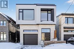 16 GOULD STREET  Ottawa, ON K1Y 2P2