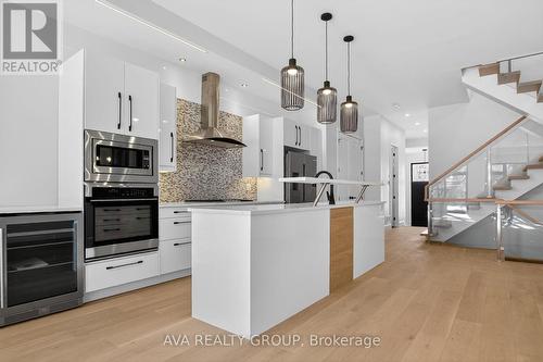 16 Gould Street, Ottawa, ON - Indoor Photo Showing Kitchen With Upgraded Kitchen