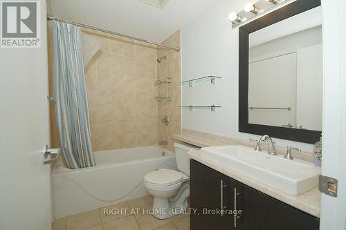 702 - 200 Rideau Street, Ottawa, ON - Indoor Photo Showing Bathroom