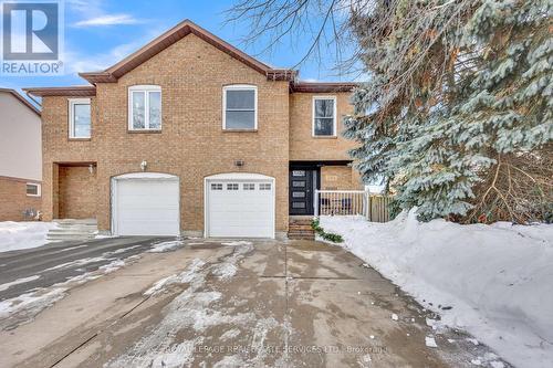 284 RIMMINGTON DRIVE  Oakville, ON L6H 3N5