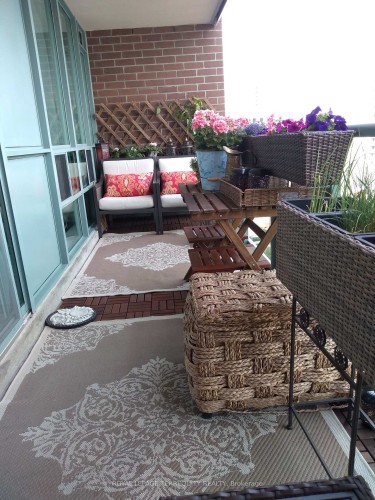 1005-15 Michael Power Place, Toronto, ON - Outdoor With Exterior