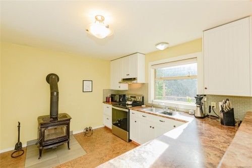 137 Forest Ridge Rd, Salt Spring, BC 