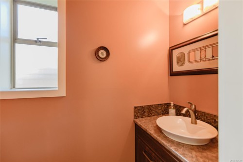 137 Forest Ridge Rd, Salt Spring, BC 