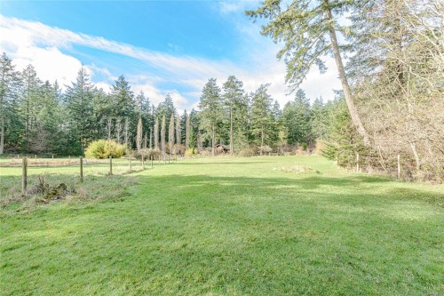137 Forest Ridge Rd, Salt Spring, BC 