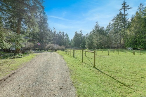 137 Forest Ridge Rd, Salt Spring, BC 