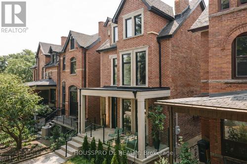 3800+ Sq Ft Grand Victorian In Coveted South Annex - 82 Major Street, Toronto, ON - Outdoor