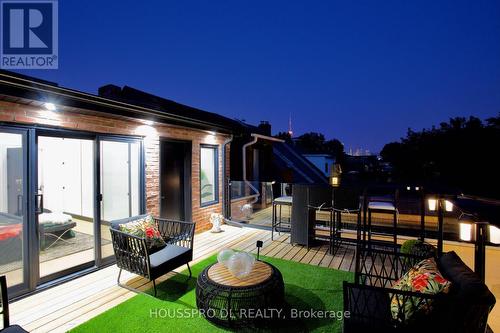 Sweeping CnTower And Downtown Skyline Vistas - 82 Major Street, Toronto, ON - Outdoor With Exterior