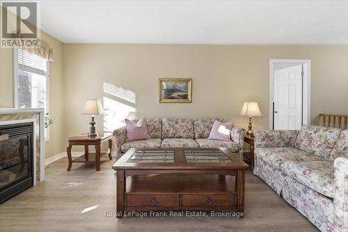 Living Room - 25 Apple Tree Crescent, Uxbridge, ON - Indoor Photo Showing Living Room With Fireplace