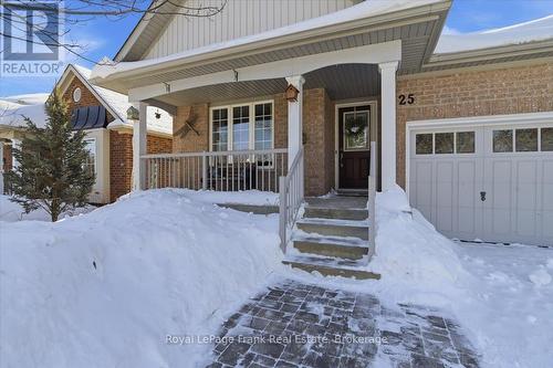 Interlock Leads to Front Steps - 25 Apple Tree Crescent, Uxbridge, ON - Outdoor With Deck Patio Veranda With Facade