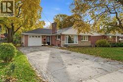 53 LIVINGSTON Avenue  Grimsby, ON L3M 1L3