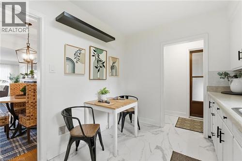 53 Livingston Avenue, Grimsby, ON - Indoor