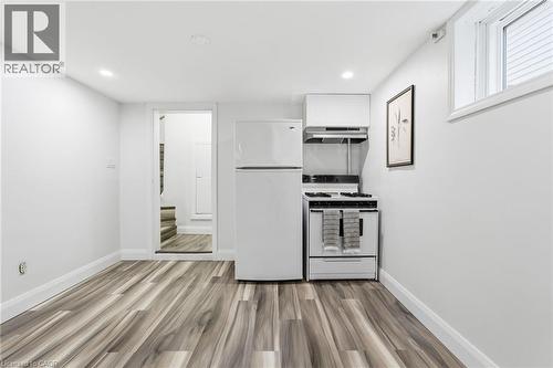 53 Livingston Avenue, Grimsby, ON - Indoor