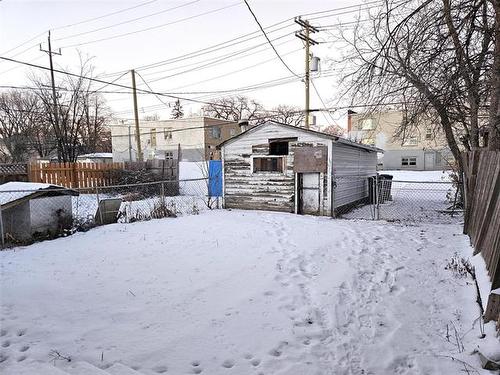 453 Aberdeen Ave, Winnipeg, MB 