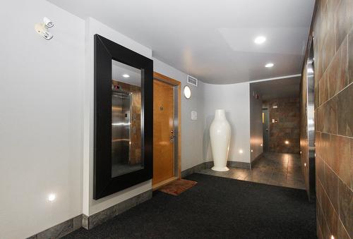 Other - 606-2038 Rue De Bullion, Montréal (Ville-Marie), QC - Indoor Photo Showing Other Room