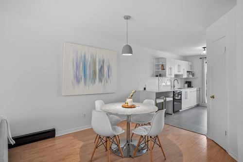 Dining room - 1391 Rue Lajoie, Longueuil (Le Vieux-Longueuil), QC - Indoor Photo Showing Dining Room