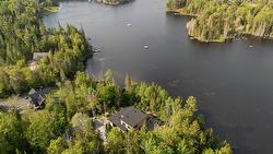 25 Rue du Randonneur   Sainte-Marguerite-Du-Lac-Masson, QC J0T 1L0