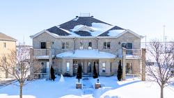 110 Rue de Chantilly  Candiac, QC J5R 6R3