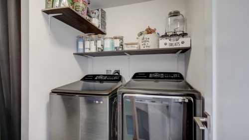 Salle de lavage - 469 Rue Daigneault, Saint-Amable, QC - Indoor Photo Showing Laundry Room