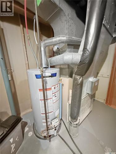 640 Vance Avenue Ne, Swift Current, SK - Indoor Photo Showing Basement