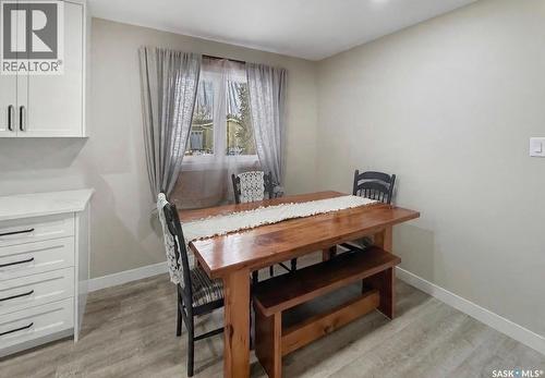 640 Vance Avenue Ne, Swift Current, SK - Indoor Photo Showing Dining Room