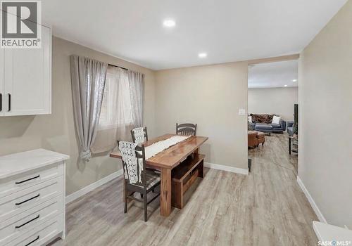 640 Vance Avenue Ne, Swift Current, SK - Indoor Photo Showing Dining Room