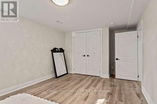 23 Stormont Drive, London South (South T), ON - Indoor