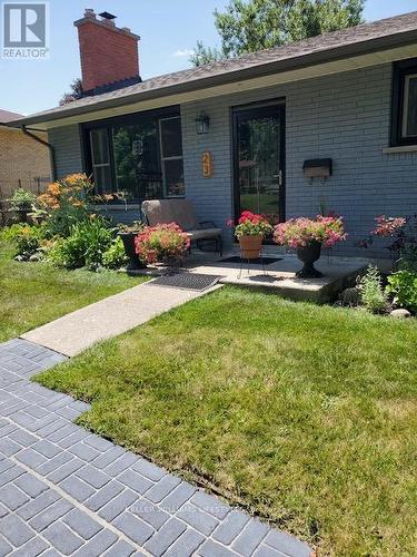 23 Stormont Drive, London South (South T), ON - Outdoor