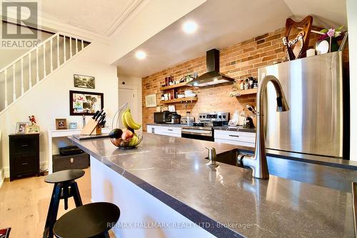 34 River Street, Toronto, ON - Indoor Photo Showing Kitchen