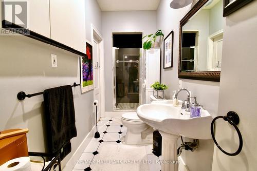 34 River Street, Toronto, ON - Indoor Photo Showing Bathroom