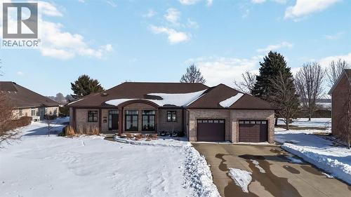 1618 LENA COURT  Sarnia, ON N7T 7H4