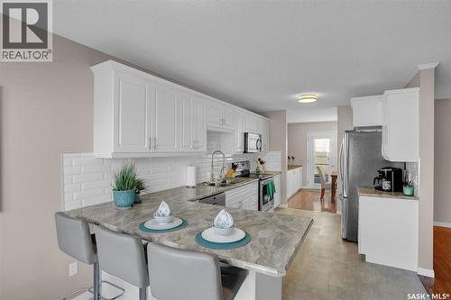 72 Kensington Crescent, Regina, SK - Indoor