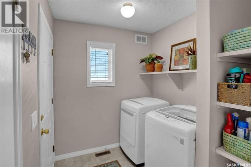 72 Kensington Crescent, Regina, SK - Indoor Photo Showing Laundry Room