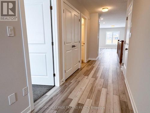 110 Styles Drive, St. Thomas, ON - Indoor Photo Showing Other Room