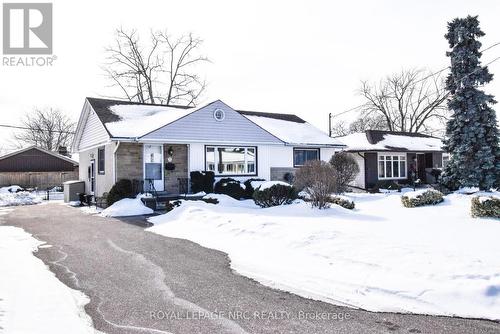 8 ROSELAND AVENUE  St. Catharines (Carlton/Bunting), ON L2M 5Z2