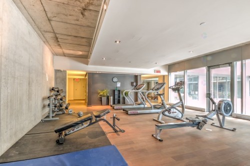 Salle d'exercice - 415-350 Boul. De Maisonneuve O., Montréal (Ville-Marie), QC - Indoor Photo Showing Gym Room