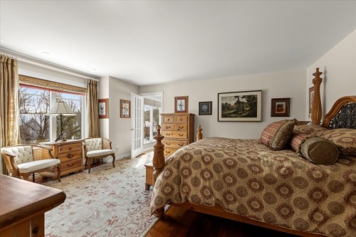 Chambre à coucher principale - 12  - 16 Rue Appleglen, Hudson, QC - Indoor Photo Showing Bedroom