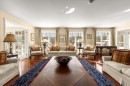 Salon - 12  - 16 Rue Appleglen, Hudson, QC  - Indoor Photo Showing Living Room 
