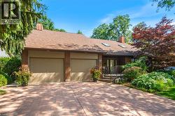 13 OAK Drive  Niagara-On-The-Lake, ON L0S 1J0
