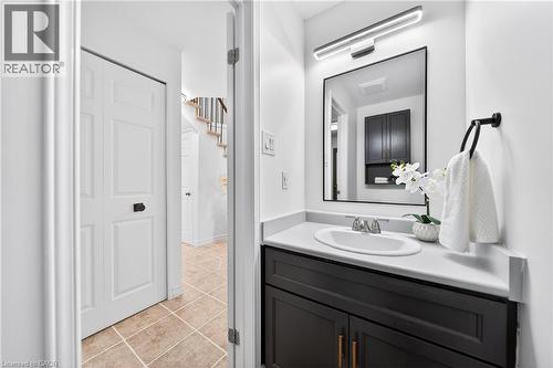 243 Highview Drive, Kitchener, ON - Indoor Photo Showing Bathroom