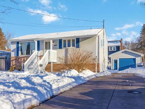 132 Charlottetown Way, Dartmouth, NS 