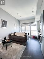 5 MABELLE AVENUE  Toronto, ON M9A 0C8