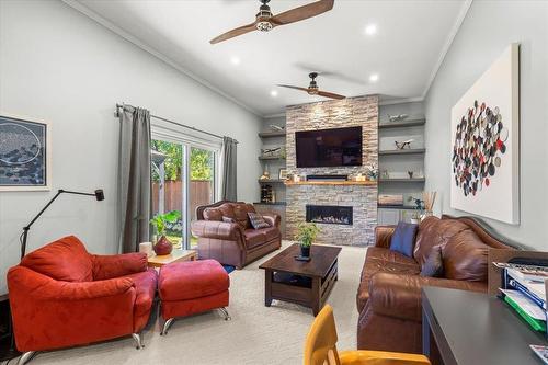 39 Erlandson Drive, Winnipeg, MB - Indoor Photo Showing Living Room With Fireplace