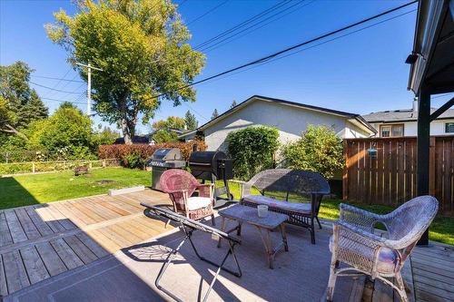 39 Erlandson Drive, Winnipeg, MB - Outdoor With Deck Patio Veranda
