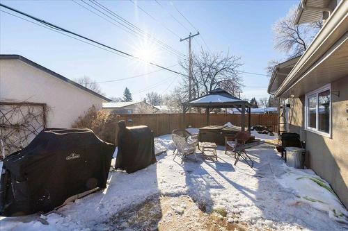 39 Erlandson Drive, Winnipeg, MB - Outdoor With Deck Patio Veranda