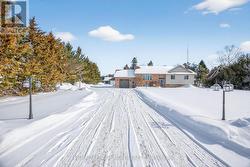 17 DEAKEN DRIVE East Luther Grand Valley, ON L9W 0Z8
