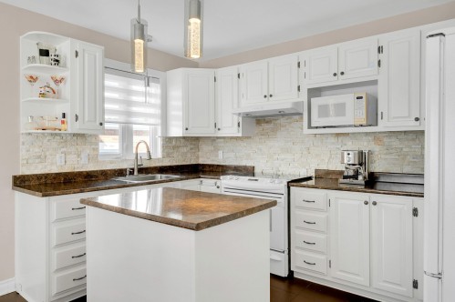 Cuisine - 202 Rue Des Pins, Prévost, QC - Indoor Photo Showing Kitchen